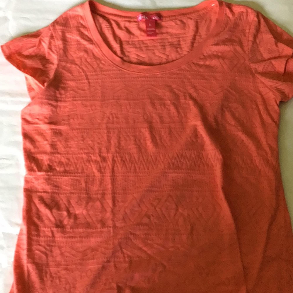 Women’s Mix & co tee shirt size large